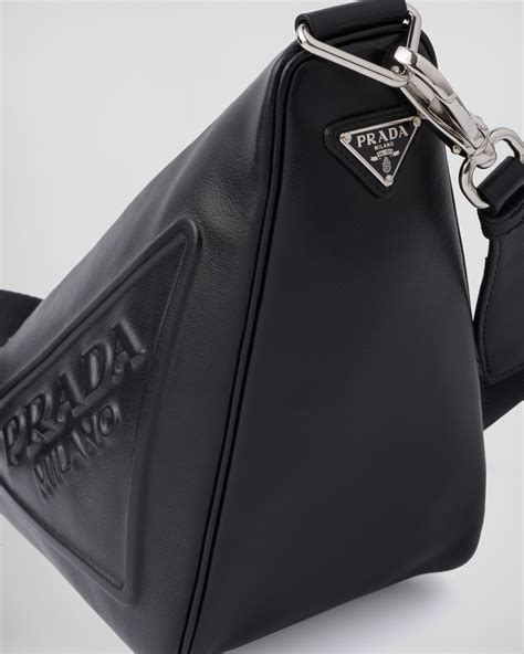 prada dreieck tasche